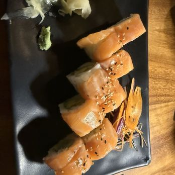 Asia Caribe - Salmon Roll - Chinese Near Me - Isla Mujeres, ROO Asia Caribe - Salmon Roll - Chinese Near Me - Isla Mujeres, ROO