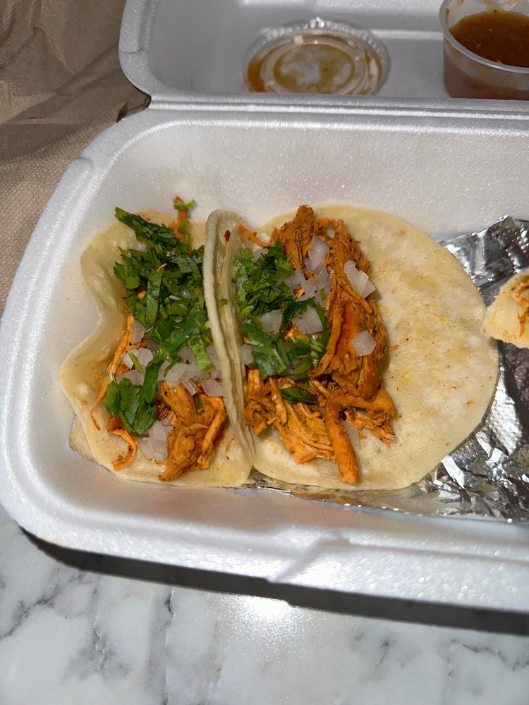 Cuevas Tacos Logo
