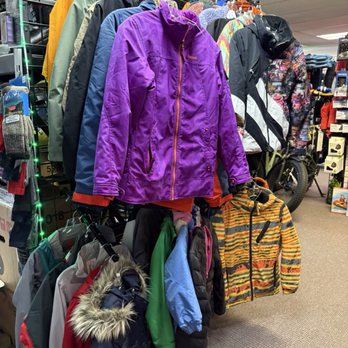 Replays Sports Exchange - Sporting Goods Near Me - Evergreen, Colorado Replays Sports Exchange - Sporting Goods Near Me - Evergreen, Colorado