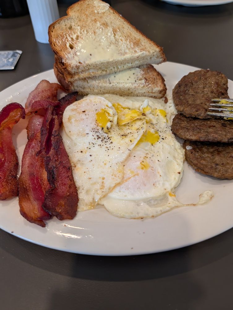 Eggs Up Grill Logo