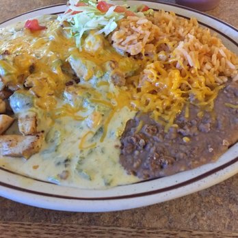 Andele Restaurant - Chicken enchiladas with green chile sauce. - Mexican Near Me - Mesilla, New Mexico