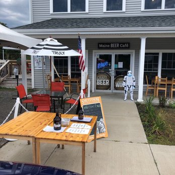 Dave’s Maine Cafe - Beer Gardens Near Me - Kittery, Maine Dave’s Maine Cafe - Beer Gardens Near Me - Kittery, Maine