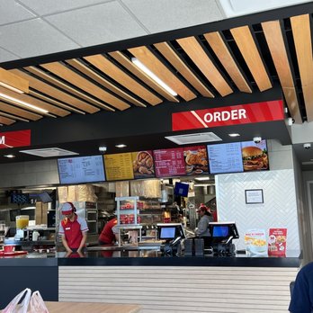 Jollibee - Inside - Fast Food Near Me - Orlando, Florida