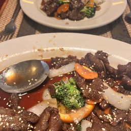 The orange beef that had a candy like coating with fresh veggies that had a crunchy texture. The orange beef that had a candy like coating with fresh veggies that had a crunchy texture.