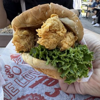 Raising Cane's Chicken Fingers - Chicken sandwich - Fast Food Near Me - El Segundo, California