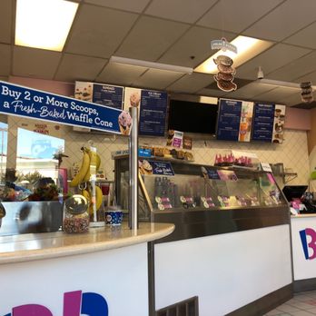 Baskin Robbins - Main counter - Ice Cream & Frozen Yogurt Near Me - Livermore, California Baskin Robbins - Main counter - Ice Cream & Frozen Yogurt Near Me - Livermore, California