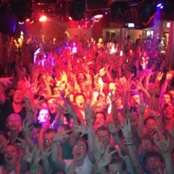 Bar Dancing Braskoer