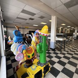 Wash City - Rides to keep the kiddos occupied