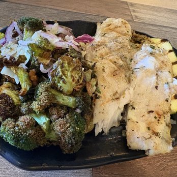 Pier 76 Fish Grill - Grilled Whitefish & Broccoli & Brussel Sprouts - Seafood Near Me - Riverside, California Pier 76 Fish Grill - Grilled Whitefish & Broccoli & Brussel Sprouts - Seafood Near Me - Riverside, California