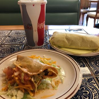 Los Tacos  - Ground beef hard shell taco - Mexican Near Me - Pasadena, California