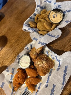 BuffaLouie's at The Gables by null