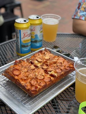 Underground Pizza Baltimore by null