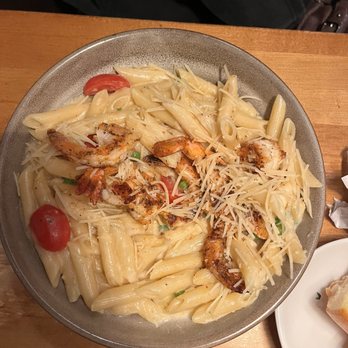 Landry's Seafood House - Penne Alfredo - Seafood Near Me - St. Louis, Missouri Landry's Seafood House - Penne Alfredo - Seafood Near Me - St. Louis, Missouri