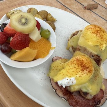 Angelina's - Breakfast & Brunch Near Me - New Westminster, British Columbia