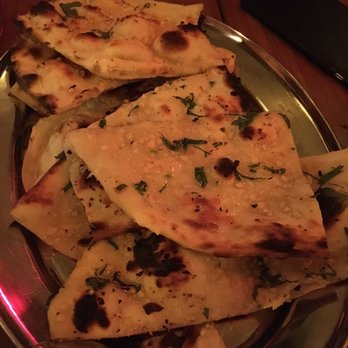 Le 409 - Naan - Gastropubs Near Me - Montreal, Quebec Le 409 - Naan - Gastropubs Near Me - Montreal, Quebec