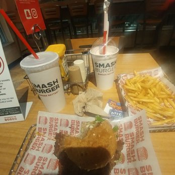 Smashburger - Burgers Near Me - Southington, Connecticut
