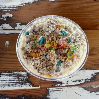 Winky Dinky Dogs - Fruity Pebbles Banana Pudding - Hot Dogs Near Me - Oakland, California Winky Dinky Dogs - Fruity Pebbles Banana Pudding - Hot Dogs Near Me - Oakland, California