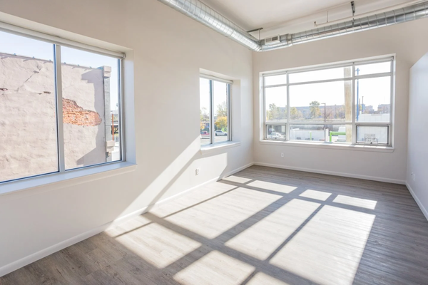 Baltimore Station by null