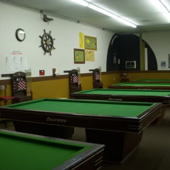 7 Billiards - a row of pool tables - Pool Halls Near Me - Federal Way, Washington 7 Billiards - a row of pool tables - Pool Halls Near Me - Federal Way, Washington