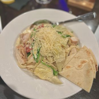 Hapy Bistro - Tuscan Chicken Pasta was amazing - Mediterranean Near Me - Pismo Beach, California Hapy Bistro - Tuscan Chicken Pasta was amazing - Mediterranean Near Me - Pismo Beach, California