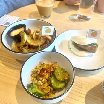 Chase Sapphire Lounge - Momofuku specials (potato wedges and pork belly bun) with sides (elote and cucumbers) from the buffet - Airport Lounges Near Me - Las Vegas, Nevada