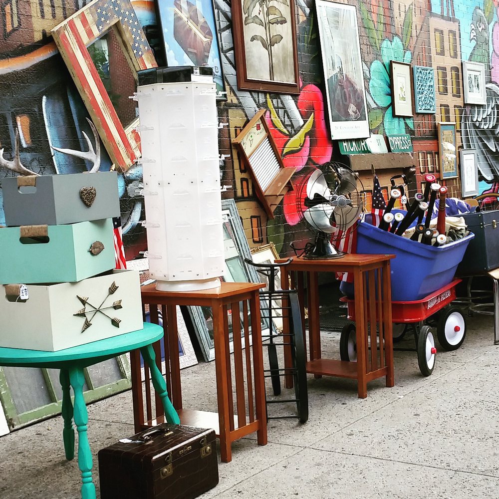 BROOKLYN VINTIQUES 25 Photos Thrift Stores 146 S 2nd St