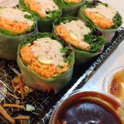 Taki Sushi & Tepanyaki - Cooked tuna summer roll with peanut dipping sauce. Delicious!