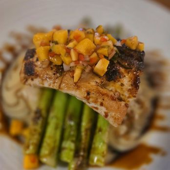 Hogfish Harry's Restaurant + Bar - Mahi Mahi - Seafood Near Me - Naples, Florida Hogfish Harry's Restaurant + Bar - Mahi Mahi - Seafood Near Me - Naples, Florida