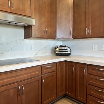 1uan Renovations - Kitchen countertops and backsplash - Countertop Installation Near Me - Kahului, Hawaii 1uan Renovations - Kitchen countertops and backsplash - Countertop Installation Near Me - Kahului, Hawaii
