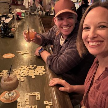 Kibbitznest Books, Brews & Blarney - Cocktail Bars Near Me - Chicago, Illinois