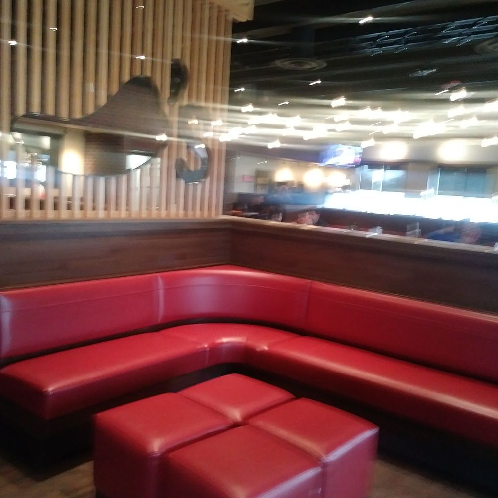 Chili's - Seating at the entrance - Bars Near Me - Newark, Delaware Chili's - Seating at the entrance - Bars Near Me - Newark, Delaware