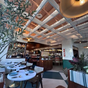 Peya - French Near Me - Vancouver, British Columbia