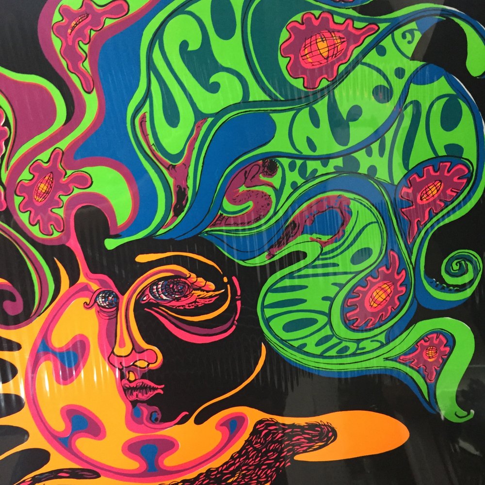 Like new old stock "glow in the dark" Lucy in the sky with diamonds poster... Like new old stock "glow in the dark" Lucy in the sky with diamonds poster...