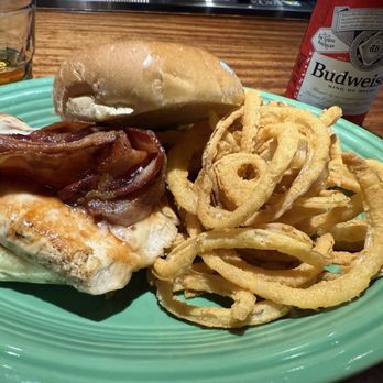 Marlintini's Grill - American Near Me - Blue Hill, Maine