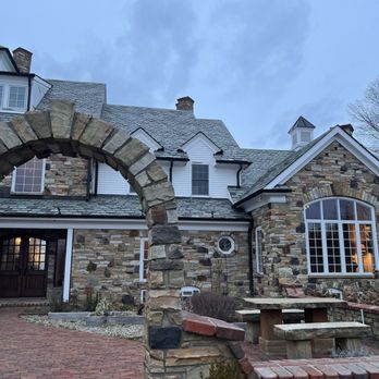 Vincent William Wine - the front of the house - Wineries Near Me - Madison, Ohio Vincent William Wine - the front of the house - Wineries Near Me - Madison, Ohio