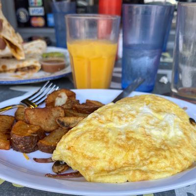 Taste & Thirst by null