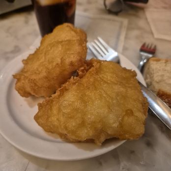 Revuelta - quality fried fish for a great price - but really needed a sauce? Ketchup? Tartar? Hot sauce? Something! (They didn't have any of those) - Tapas Bars Near Me - Madrid, M