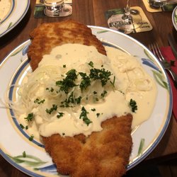 Eichbaum Tresen - Erbacher Schnitzel mit Kochkäse
