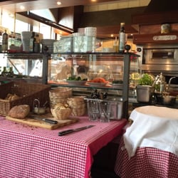 Pane E Vino - More kitchen