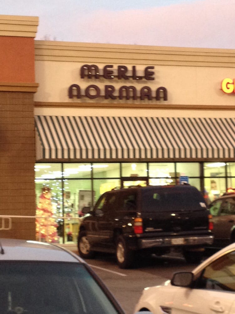 MERLE NORMAN GOLD MEDALLION STUDIO 9480 HWY 5, Douglasville,