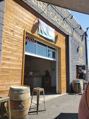 Brothers Cascadia Brewing by null