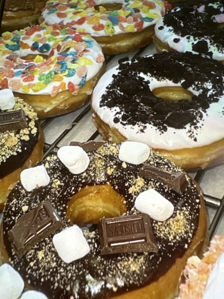 Meadowview Donuts