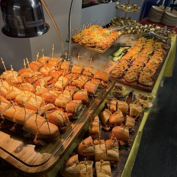 D-D Catering - Taiwanese chicken buns - Caterers Near Me - San Jose, California D-D Catering - Taiwanese chicken buns - Caterers Near Me - San Jose, California
