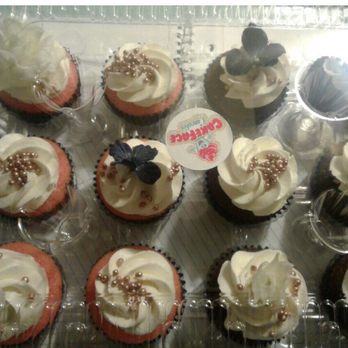CakeFace Cupcakes - These are the cupcakes I got :( - Custom Cakes Near Me