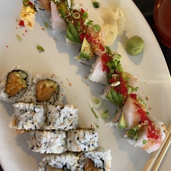 Sushi Lola's - Spicy Salmon Roll, Sora Roll - Sushi Bars Near Me - Orlando, Florida Sushi Lola's - Spicy Salmon Roll, Sora Roll - Sushi Bars Near Me - Orlando, Florida