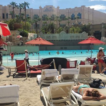 Mandalay Bay Beach - I'm at the pool on Wednesday September 3 on a sunny 92°F. - Swimming Pools Near Me - Las Vegas, Nevada Mandalay Bay Beach - I'm at the pool on Wednesday September 3 on a sunny 92°F. - Swimming Pools Near Me - Las Vegas, Nevada