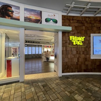 HONOLULU SUNGLASS SHOP - Updated June 2025 - 23 Photos & 57