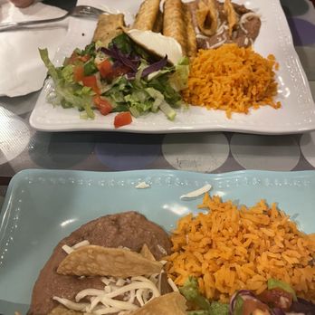 Maria's Buena Cocina - Chimichanga & Flautas - Mexican Near Me - Highland, Indiana