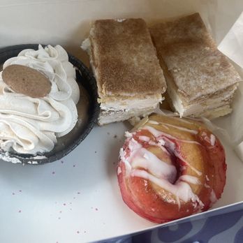 Swiss Pastry Shop - Bakeries Near Me - Fort Worth, Texas