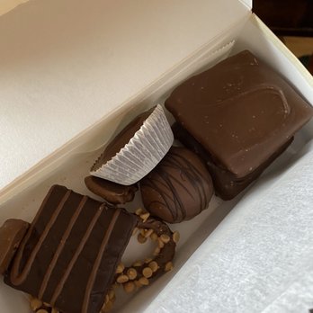 Goffin's Hallmark Shop